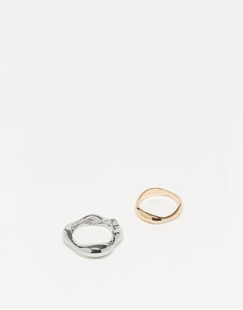 2 pack molten metal rings in silver and gold tone