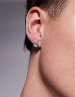 crystal stud earring in silver tone